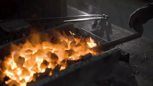 Huusk gif of how it's made